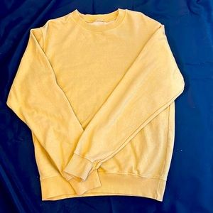 Brandy Melville John Galt one size crew neck sweatshirt yellow gold